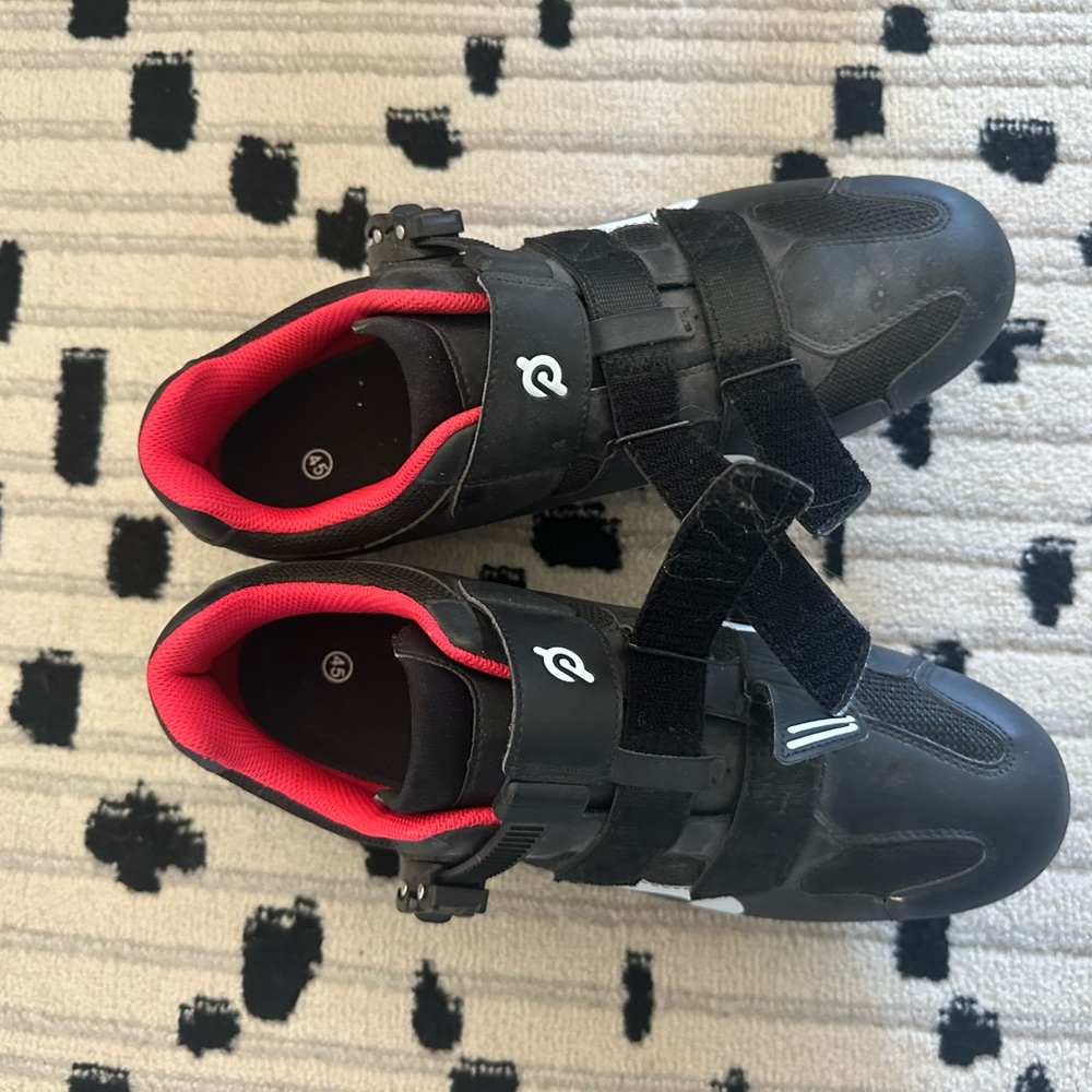 Peloton Shoes size 45